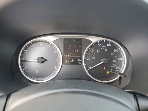 New 2025 Nissan Kicks Play S image 16