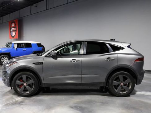Used 2019 Jaguar E-PACE SE AWD/4WD image 4