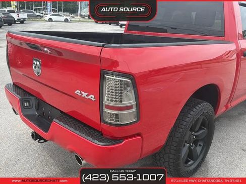 Used 2015 RAM 1500 Express AWD/4WD image 14