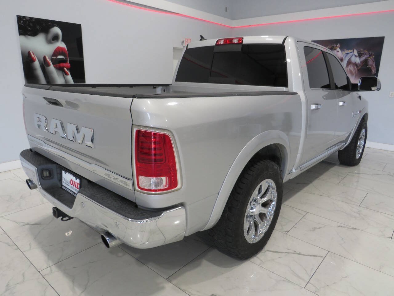 Used 2016 RAM 1500 Limited AWD/4WD image 3