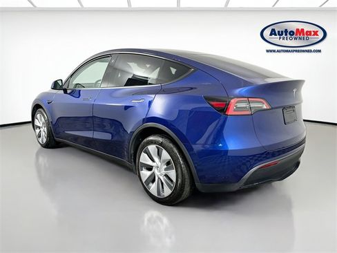Used 2023 Tesla Model Y Long Range image 6