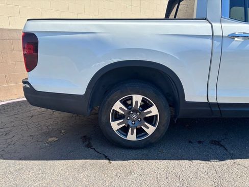 Used 2017 Honda Ridgeline RTL-E image 4