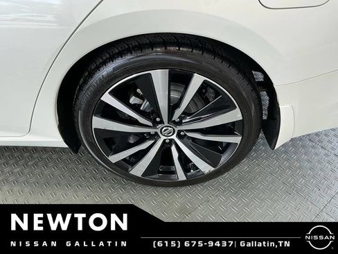 Used 2022 Nissan Altima 2.5 SR FWD image 37