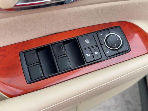 Used 2011 Lexus RX 350 2WD w/ Premium Pkg image 12