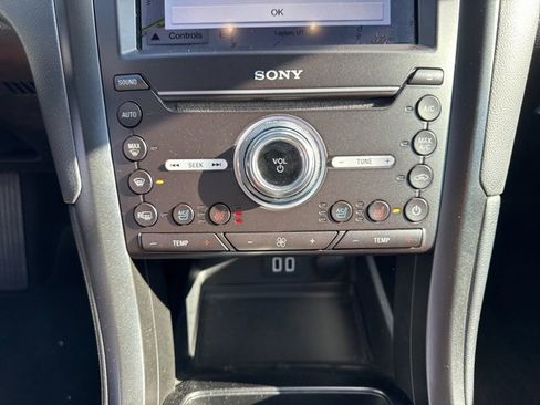 Used 2019 Ford Fusion Titanium image 23