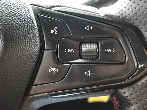 Used 2024 Chevrolet Trax RS w/ Driver Confidence Package image 18