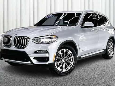 Used 2018 BMW X3 xDrive30i AWD/4WD image 3