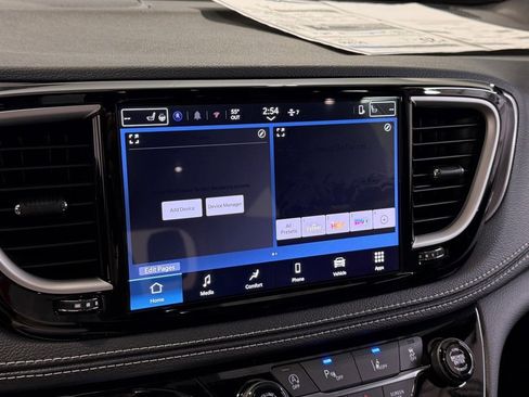 New 2026 Chrysler Pacifica Select image 21