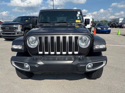 Used 2021 Jeep Wrangler Unlimited Sahara AWD/4WD image 2