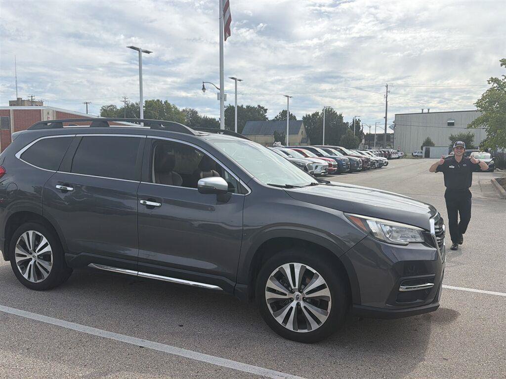 Used 2020 Subaru Ascent Touring w/ Popular Package #2A AWD/4WD image 3