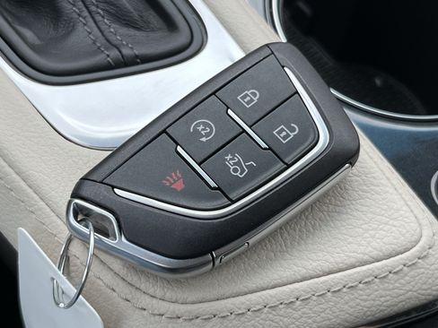 Used 2025 Cadillac CT4 Luxury w/ Sun And Sound Package AWD/4WD image 34