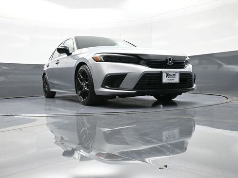 Certified 2023 Honda Civic Sport image 26