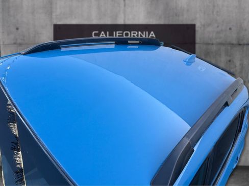 Used 2016 Subaru Crosstrek 2.0i Premium AWD/4WD image 12