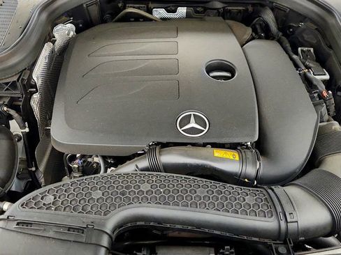 Used 2023 Mercedes-Benz GLC 300 4MATIC Coupe image 27