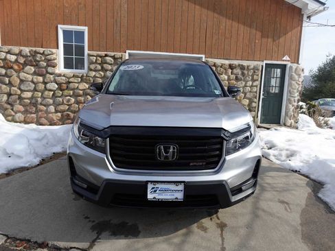 Certified 2023 Honda Ridgeline Sport image 2