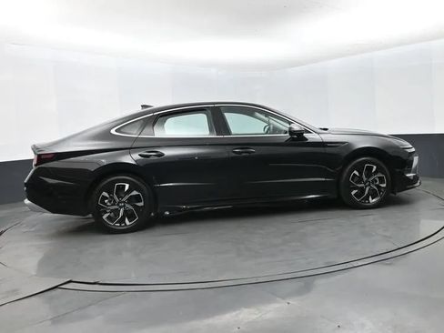 Used 2024 Hyundai Sonata SEL FWD image 4