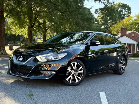 Used 2018 Nissan Maxima 3.5 SV FWD image 2