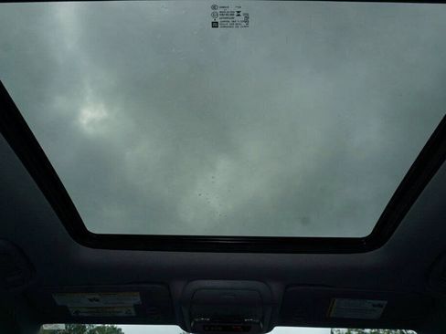 Used 2024 GMC Terrain AT4 image 16