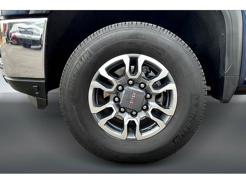 Used 2022 GMC Sierra 3500 SLE w/ SLE Convenience Package image 34