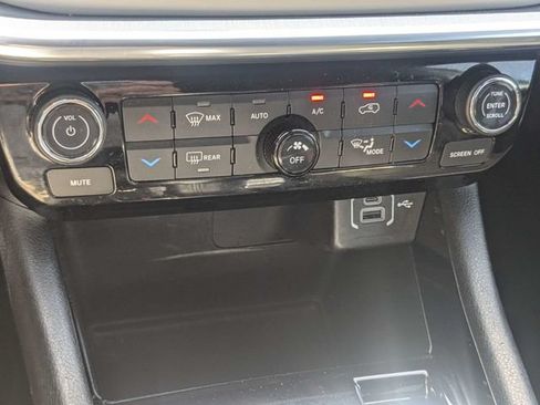 Certified 2024 Jeep Compass Limited AWD/4WD image 22
