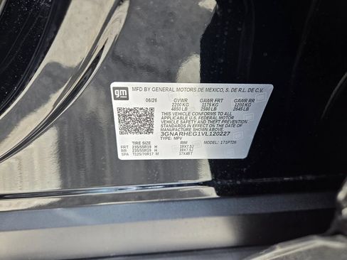 Used 2027 Chevrolet Equinox LT w/ Convenience Package II FWD image 19