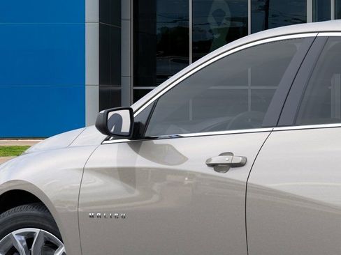 New 2024 Chevrolet Malibu LT FWD image 12
