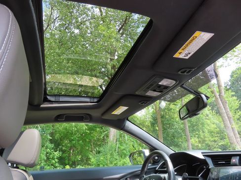 Used 2017 Honda Civic EX-L image 5