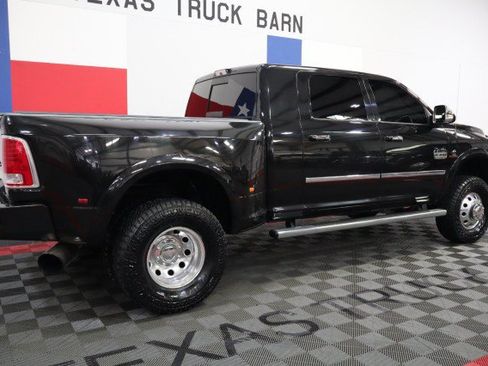 Used 2017 RAM 3500 Laramie Longhorn w/ Cold Weather Group AWD/4WD image 19