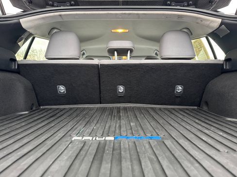 Used 2020 Toyota Prius Prime LE image 15