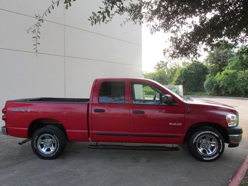 Used 2008 Dodge Ram 1500 Truck ST image 8