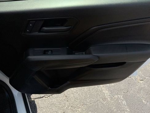 Used 2025 Chevrolet Colorado W/T RWD image 33