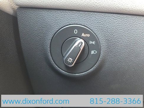 New 2025 Volkswagen Taos S image 17