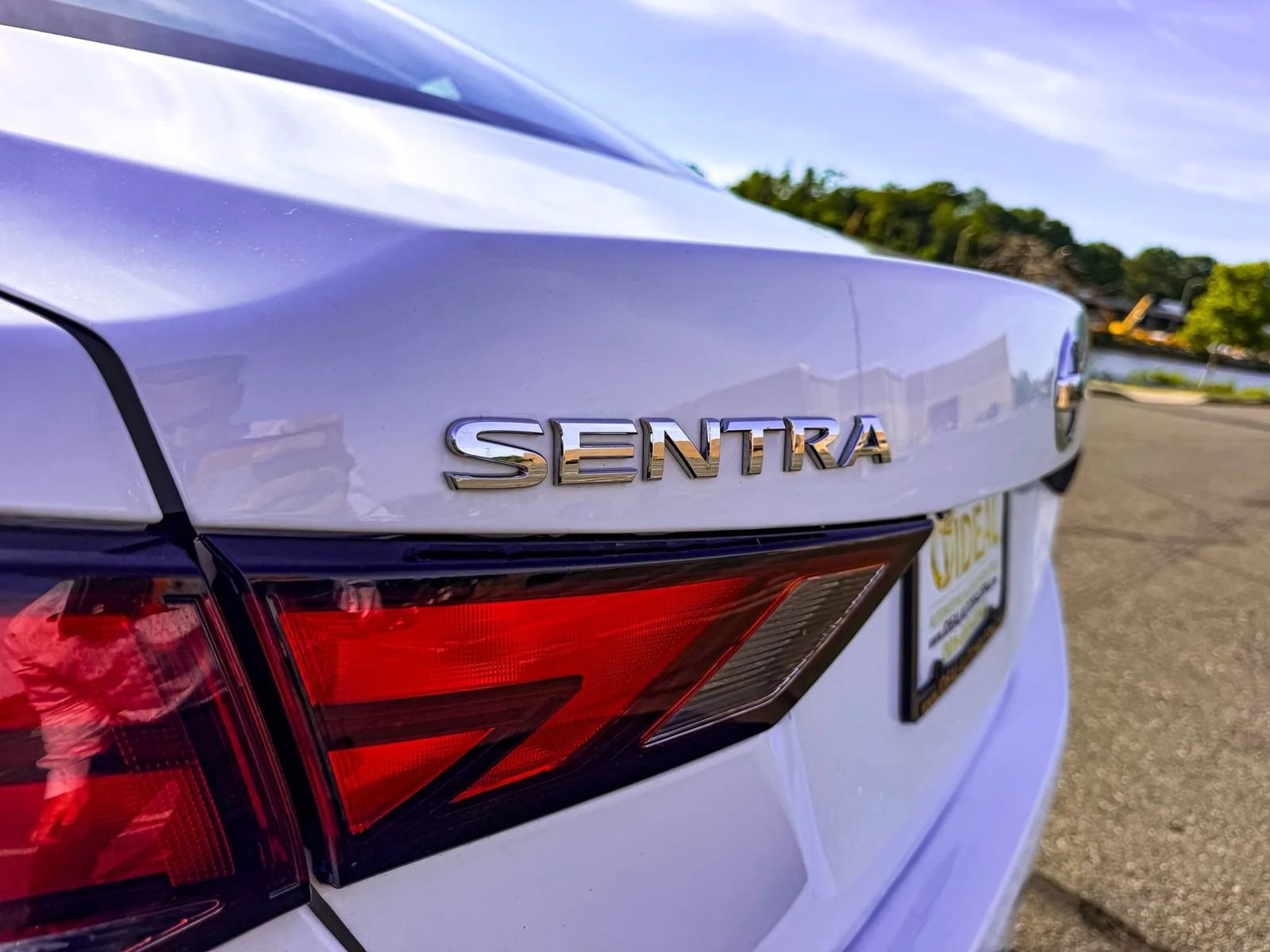 Used 2023 Nissan Sentra SV FWD image 37