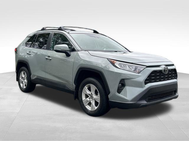 Used 2021 Toyota RAV4 XLE w/ Convenience Package AWD/4WD image 7