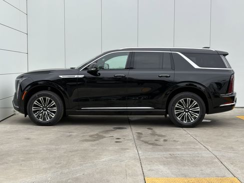 New 2026 Cadillac Escalade IQL Luxury image 4