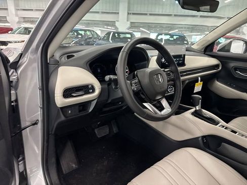 New 2026 Honda HR-V EX-L image 24
