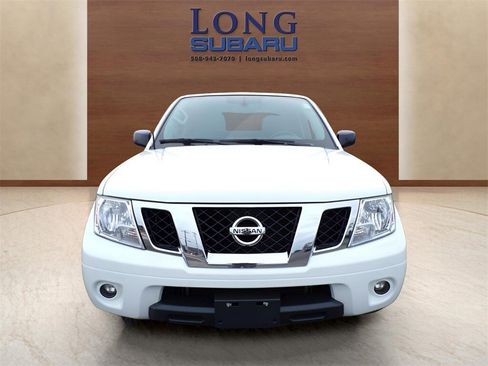 Used 2018 Nissan Frontier SV w/ Value Truck Package image 4