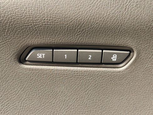 Used 2021 Cadillac XT6 Sport image 26