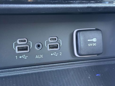 New 2025 Jeep Grand Cherokee L Altitude image 21