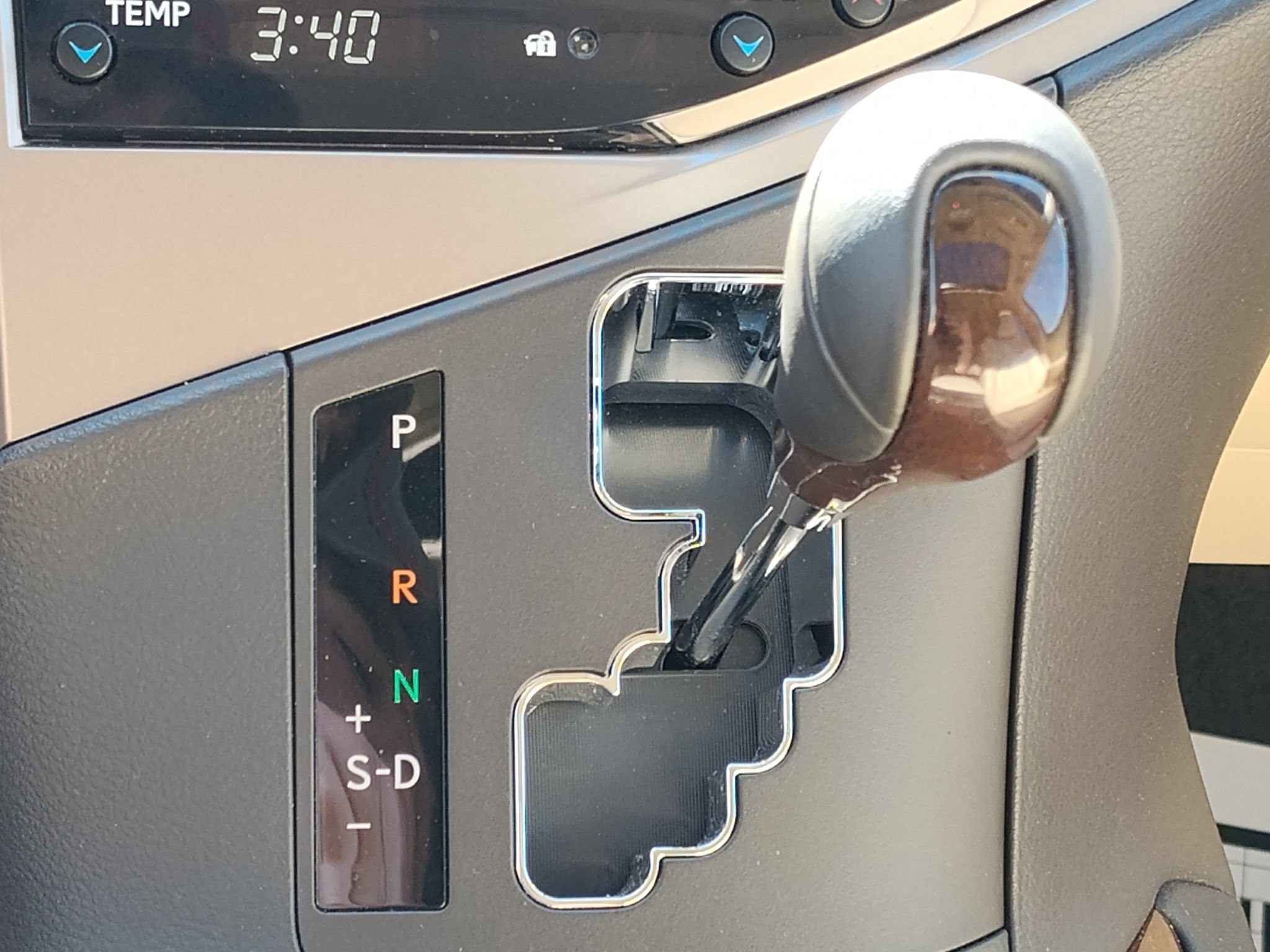 Used 2013 Lexus RX 350 AWD w/ Navigation Pkg image 31