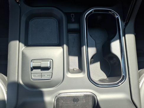 New 2026 GMC Sierra 2500 AT4X AWD/4WD image 14