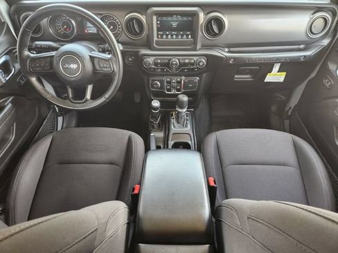 Used 2022 Jeep Wrangler Unlimited Sport AWD/4WD image 25