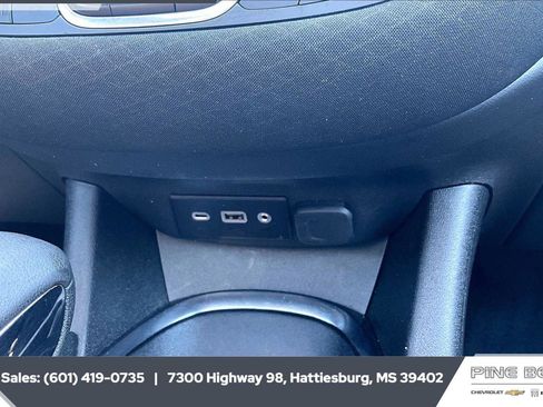 Used 2024 Chevrolet Malibu LT FWD image 22