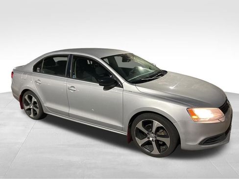 Used 2014 Volkswagen Jetta TDI image 6