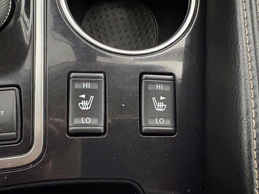 Used 2022 Nissan Maxima SV w/ Floor Mat Group FWD image 26