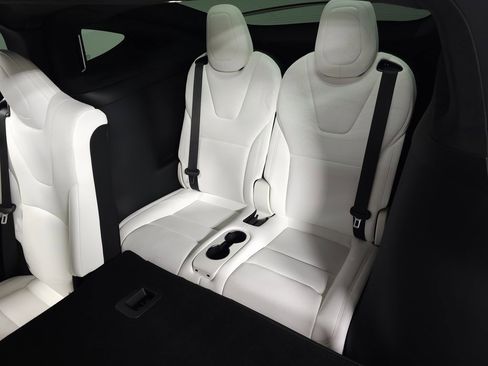 Used 2023 Tesla Model X image 39