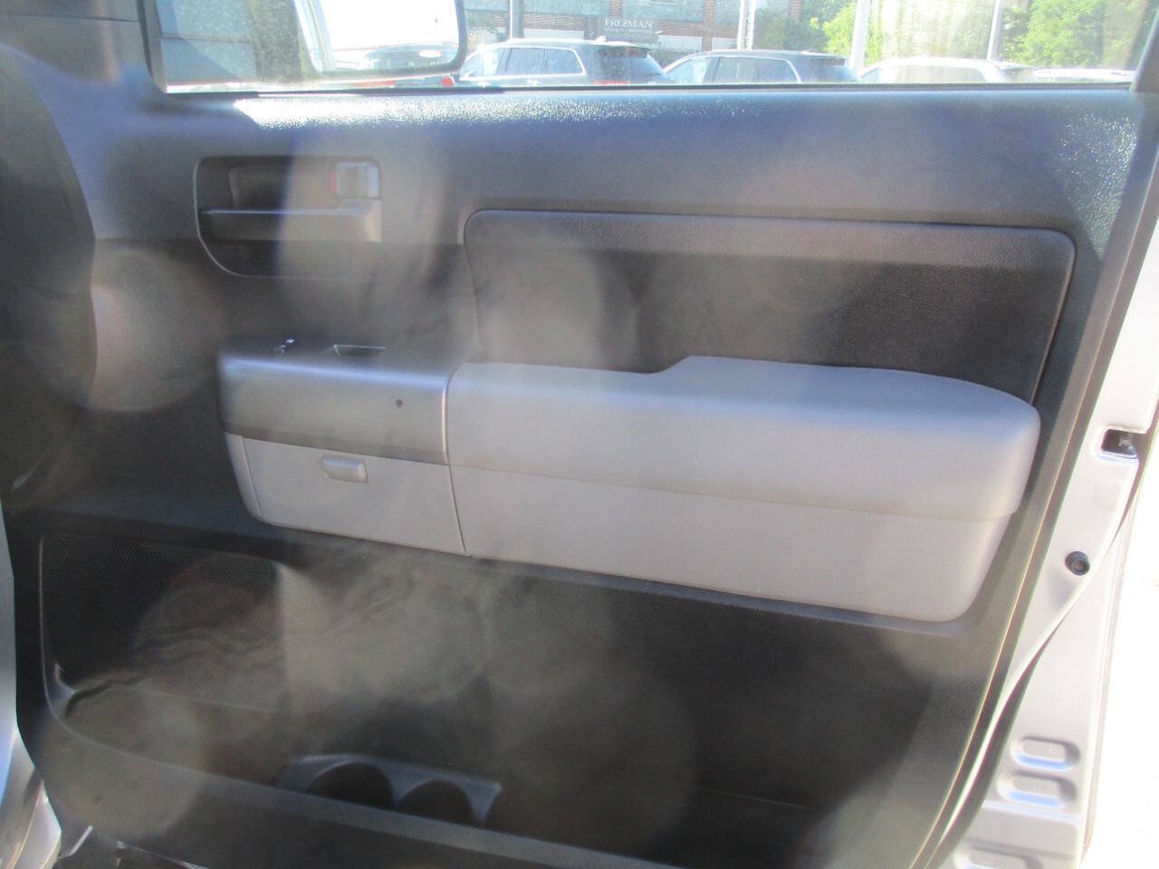 Used 2011 Toyota Tundra 4x4 Double Cab w/ Tow Pkg image 39
