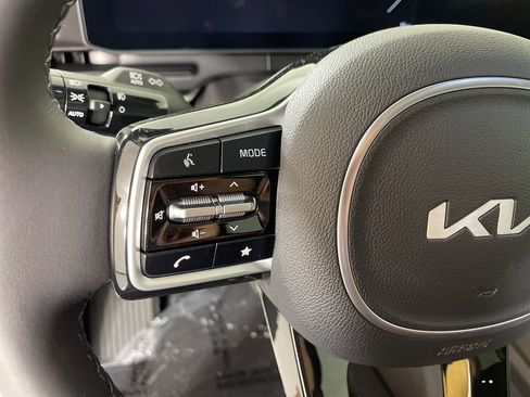 New 2026 Kia Carnival SX Prestige image 21