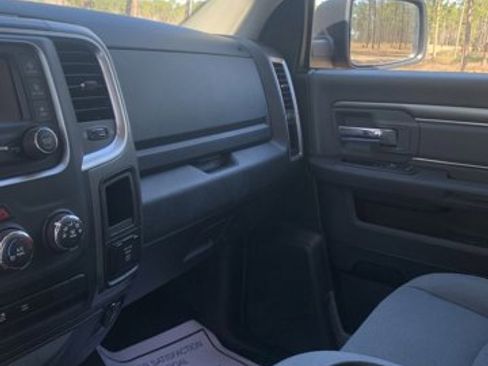 Used 2023 RAM 1500 Classic SLT image 21