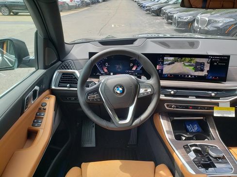 New 2026 BMW X5 xDrive40i w/ Climate Comfort Package AWD/4WD image 9